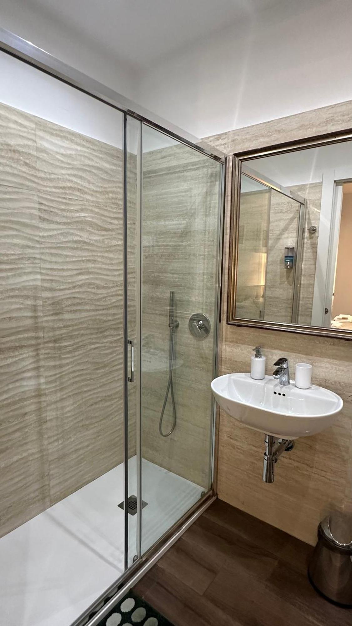 Colosseo Design Apartament Rome Bagian luar foto